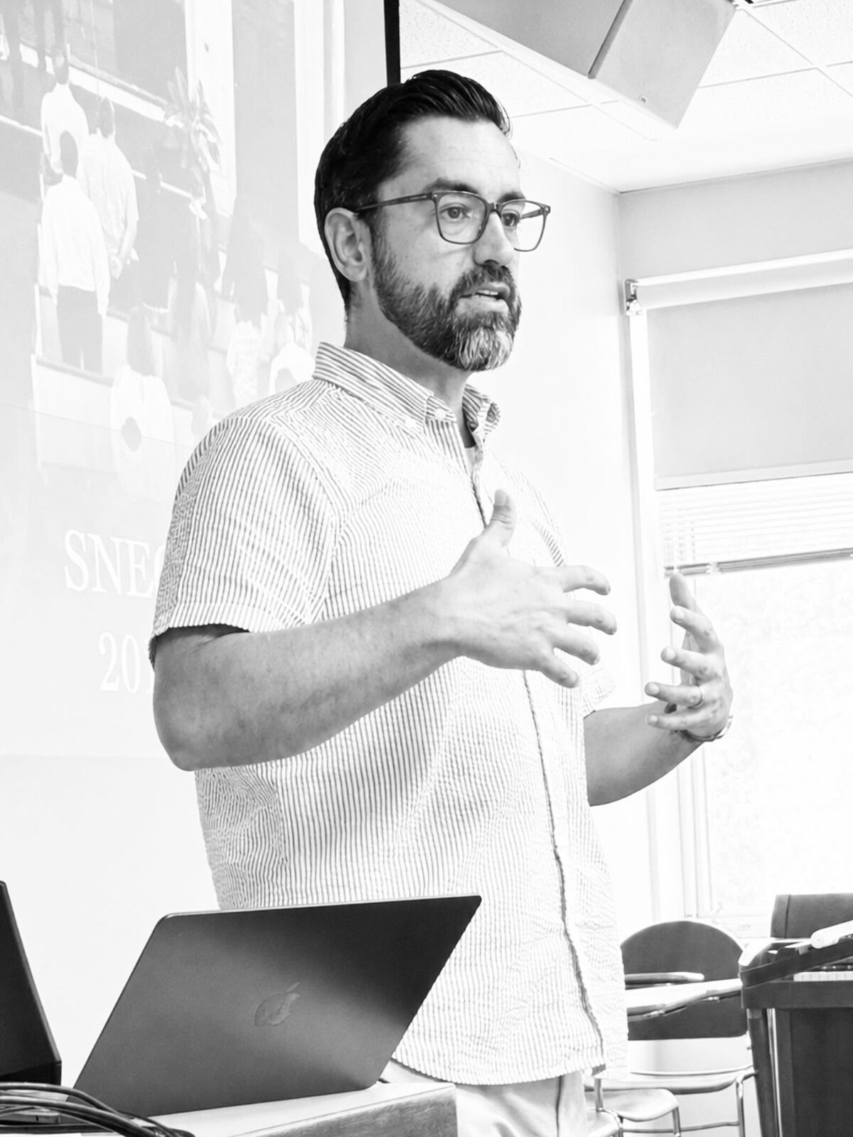 Sergio Quevedo teaching